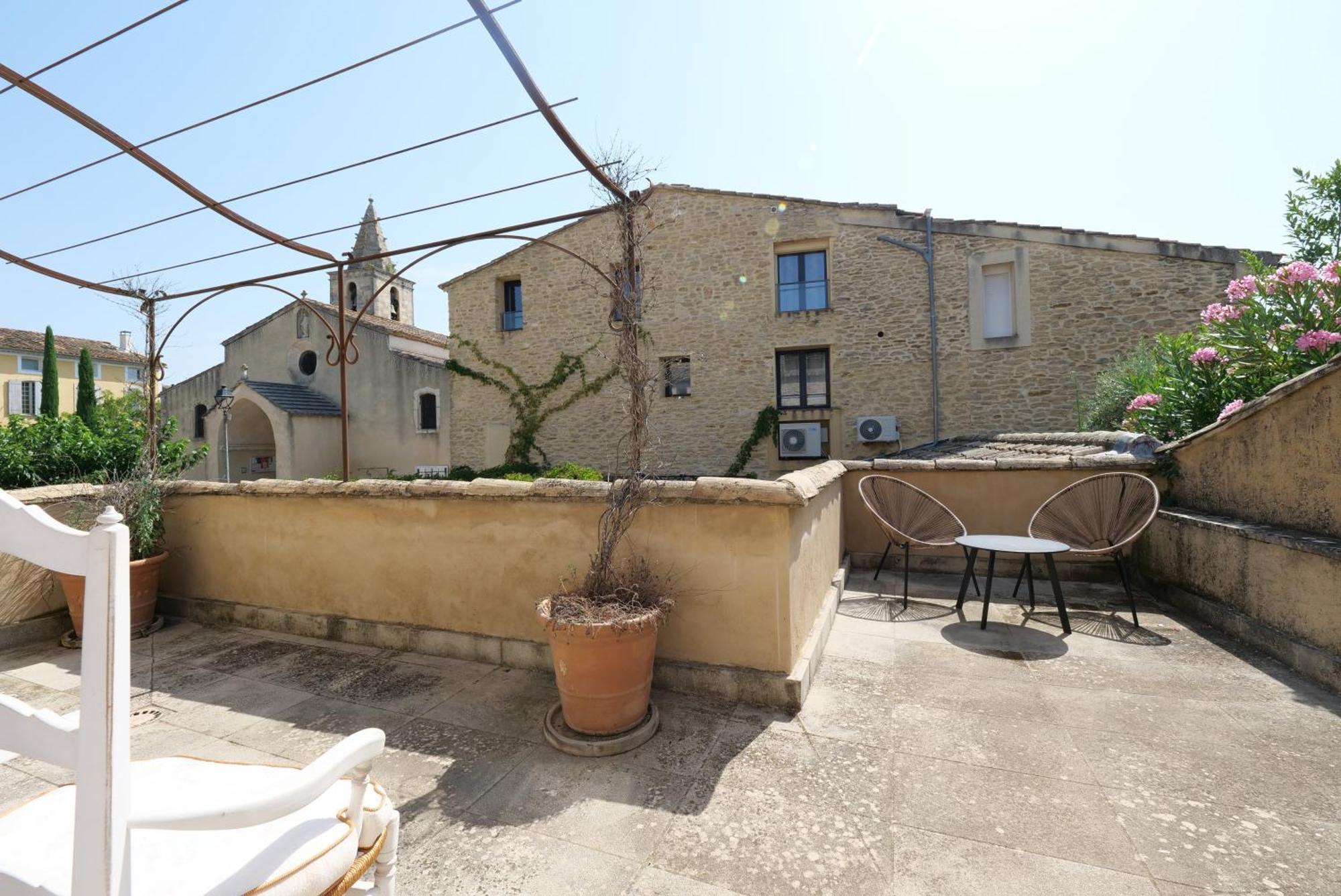Chambres Du Vieux Bistrot Cabrieres-d'Avignon Exterior photo